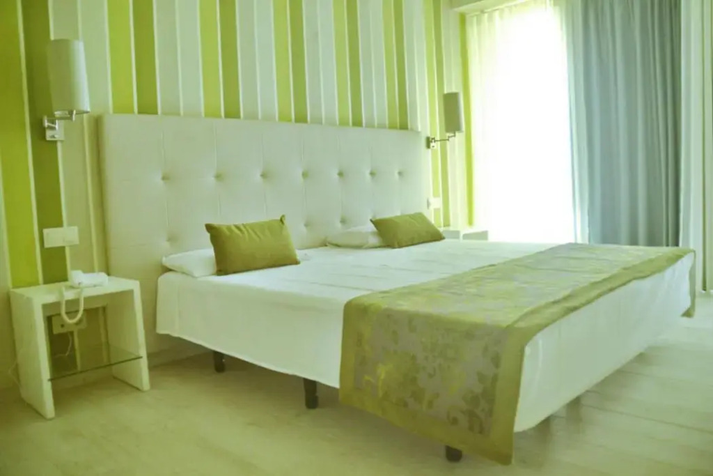 Ouril Hotel Julia