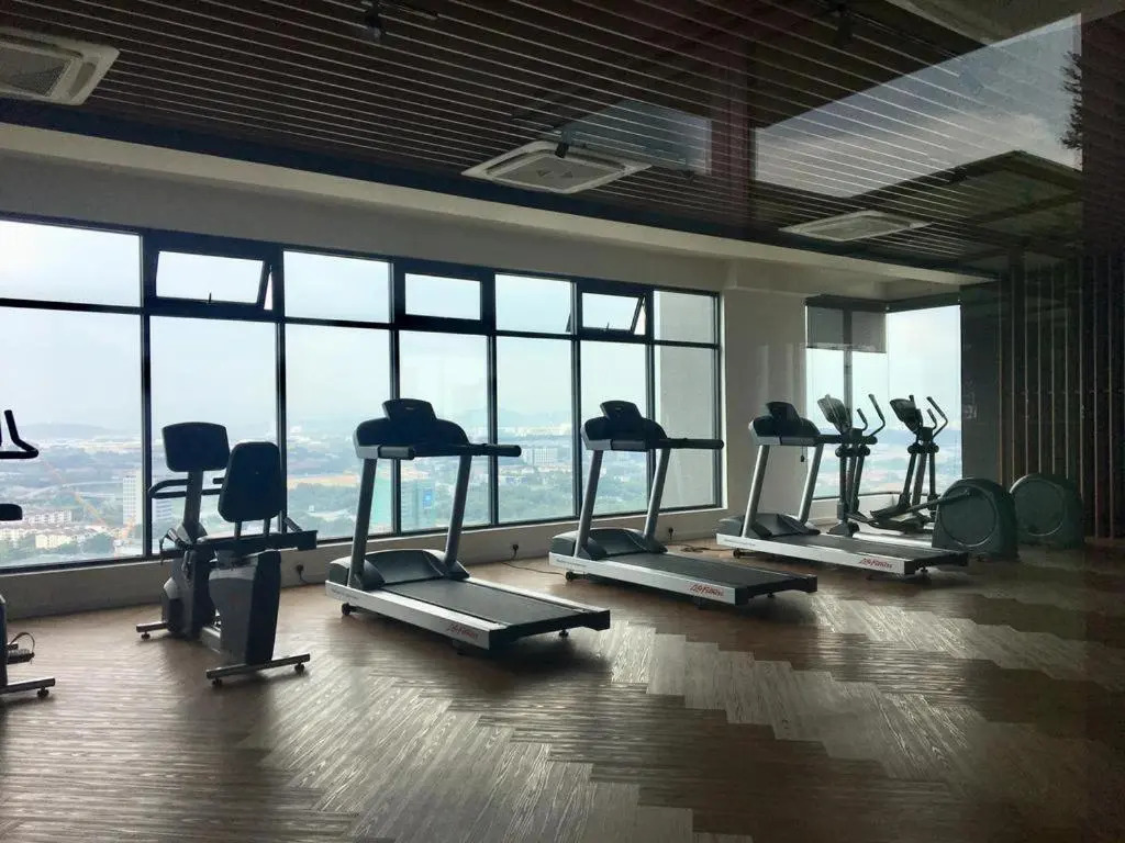 Luxury Homestay at Emira Residence