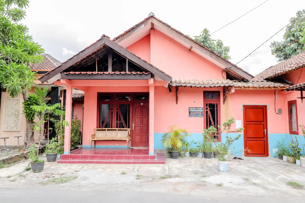 Homestay Penginapan Anita
