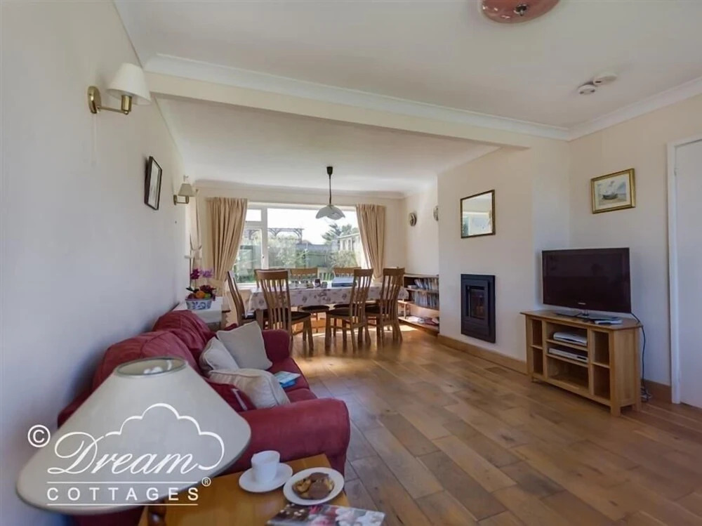 Hillview Bungalow