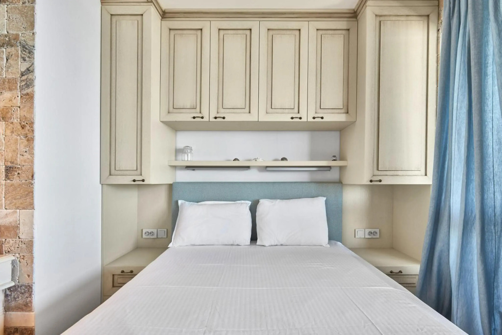 Fancy 1BD Apartment with Spacious Terrace and Marvelous Sea View