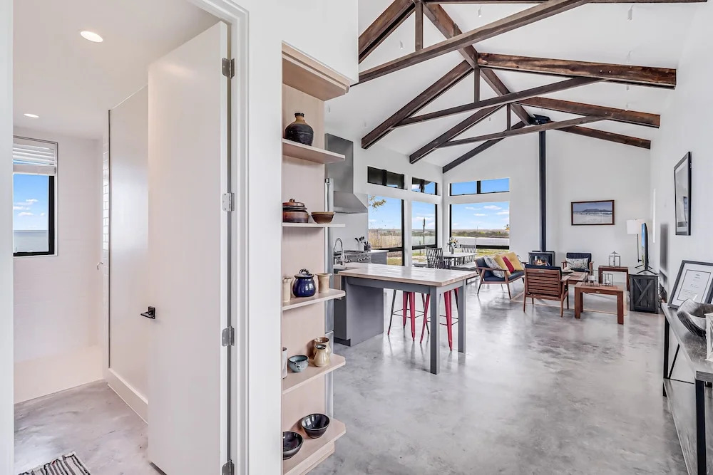 The Cape House 6031rpf 2 Bedroom Home by RedAwning