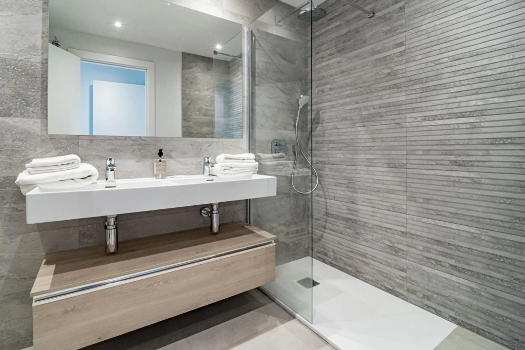 LME144A Spacious & luxury family home