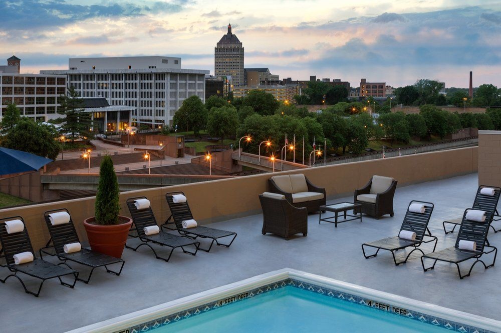 Radisson Rochester Riverside