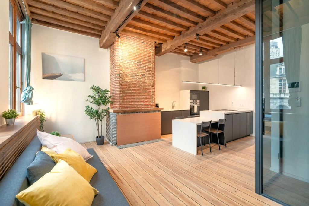 The Hendrik Square Residence