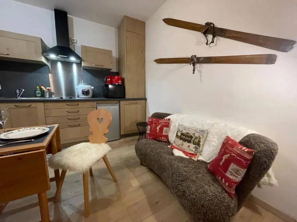 T2 30m2 plein centre, lit fait, linge fourni, WIFI