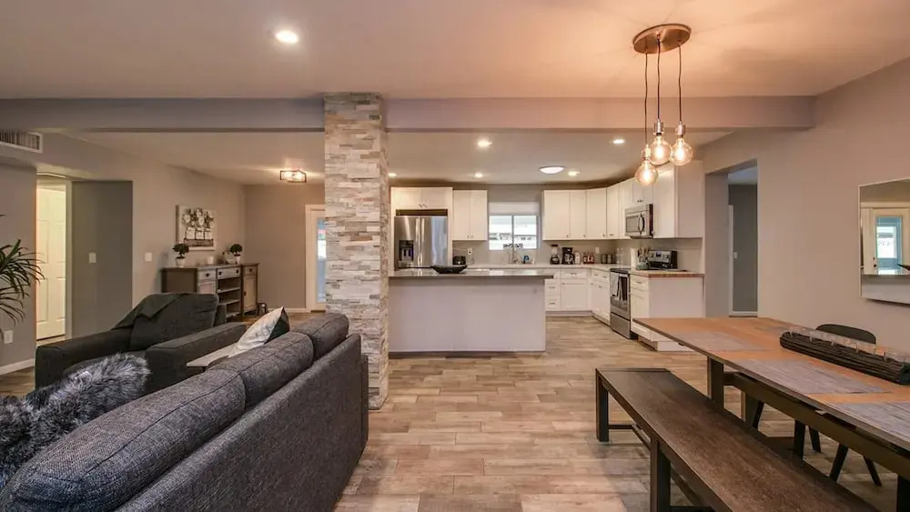 Modern Chic Old Town Scottsdale Home W/pool & Gym!