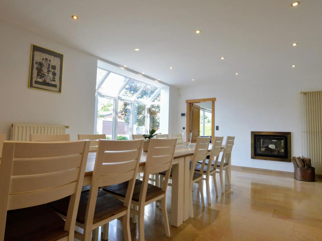 Spacious villa in Zingem with garden
