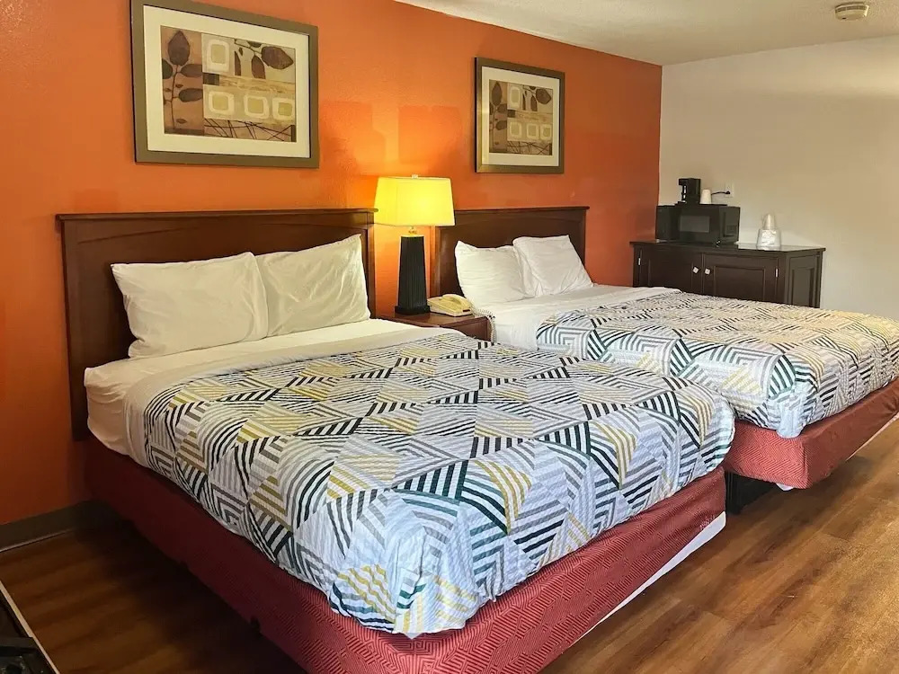 Studio 6 Suites Dayton OH Englewood