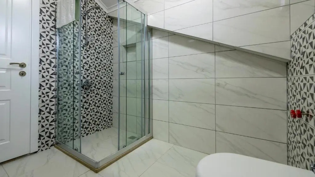 Hisar 1 - 4 Bedroom Holiday Villa in Hisarönü