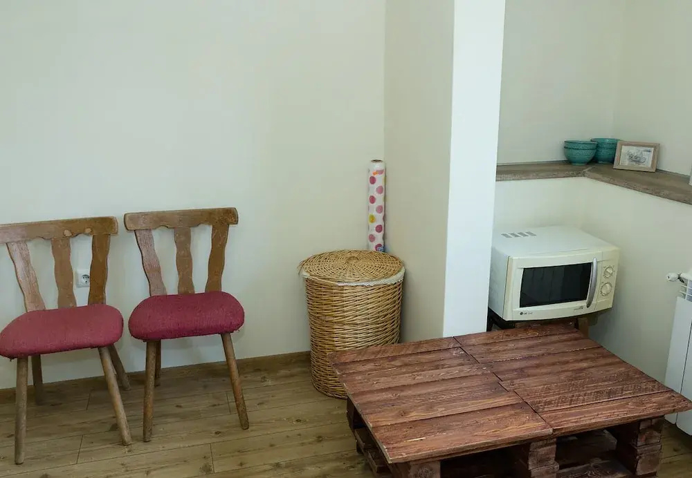FM Deluxe 1-BDR Apartment - Just Like Home