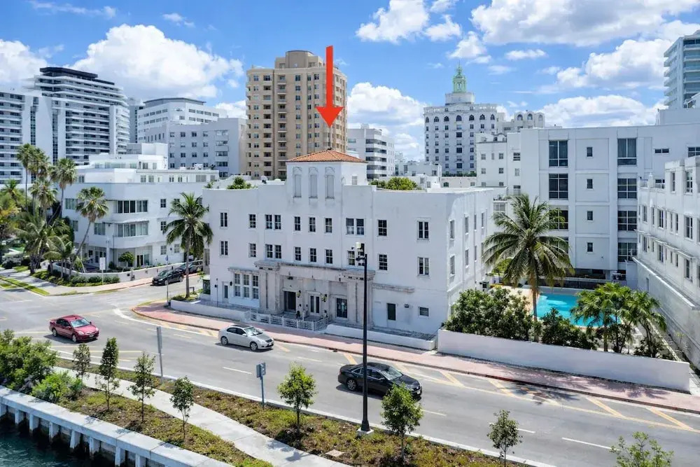 Relaxing Miami Beach Getaway Near  Ocean