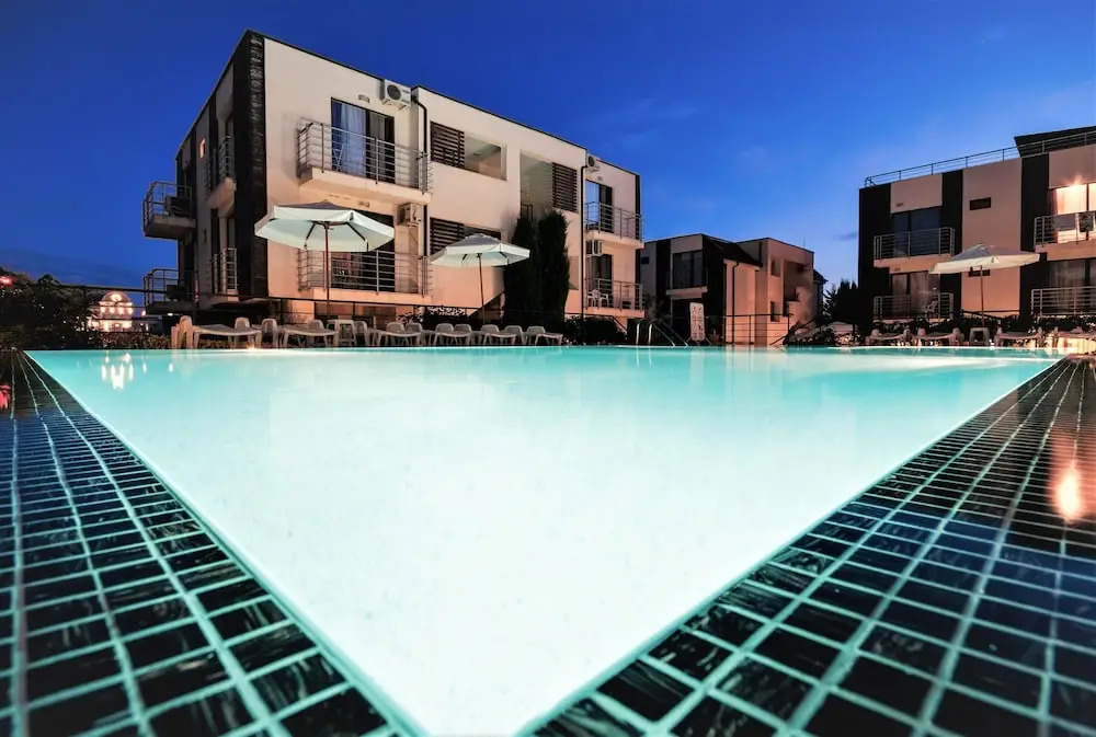 Charming 1 Bedroom Apartment for up to 4 Guests