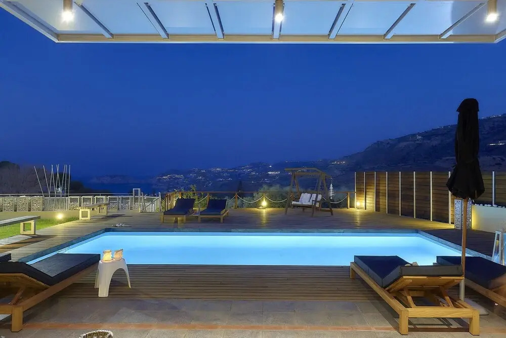 Mountainside Villa w Pool Breathtaking sea View