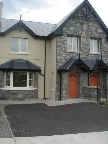33 ArdMullen Townhouse X Davitts Guesthouse & Restaurant Kenmare