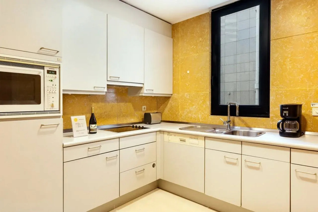 Limehome Lisbon Rua Eça de Queiroz