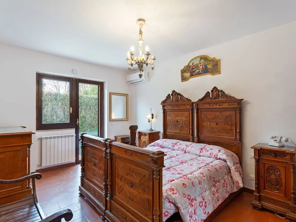 Wonderful Villa Near the Center of Rome, With Private Swimming Pool