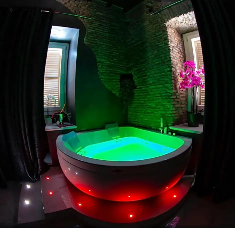 Rhome Luxury suite
