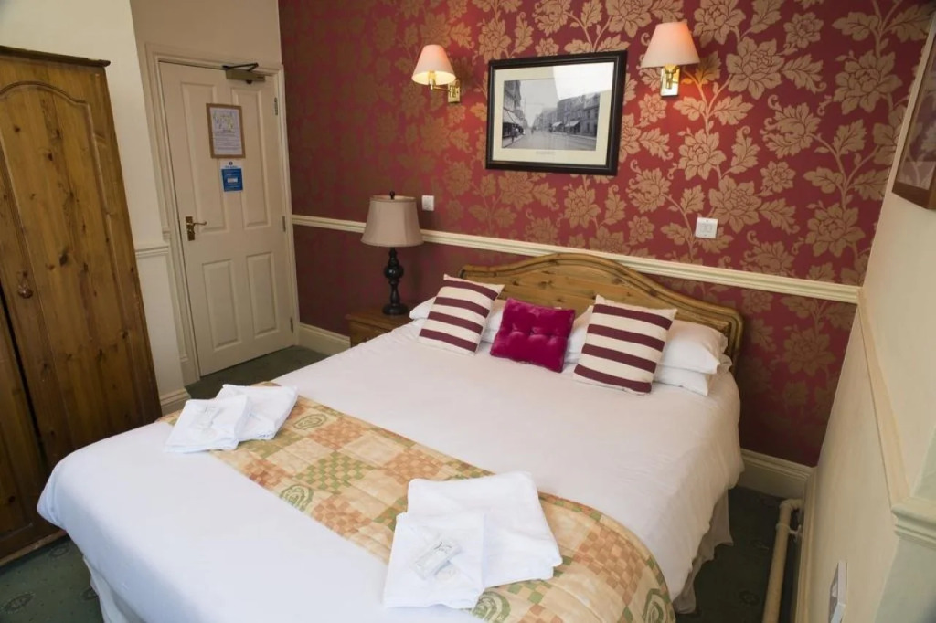 Station Hotel