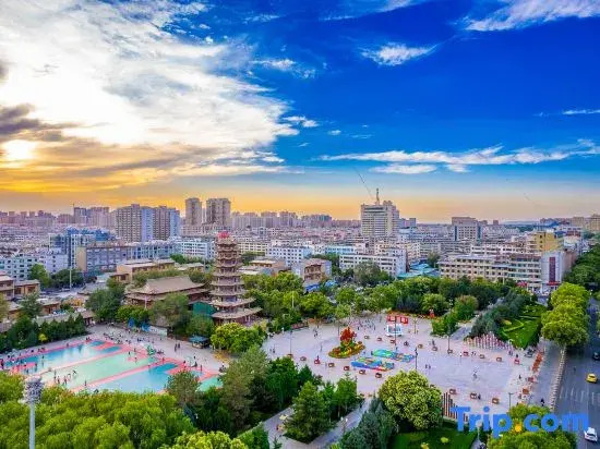 Homeinn · neo (Zhangye Dafo Temple Mingqing Street)