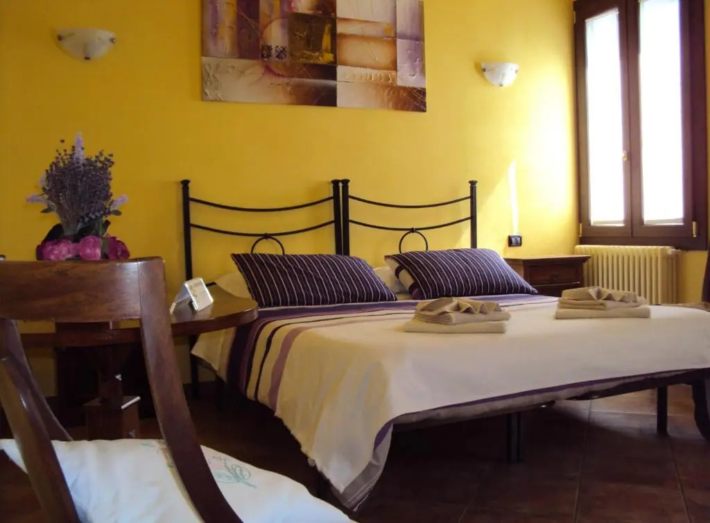 Casa di Campagna B&B La Corte Ferrara