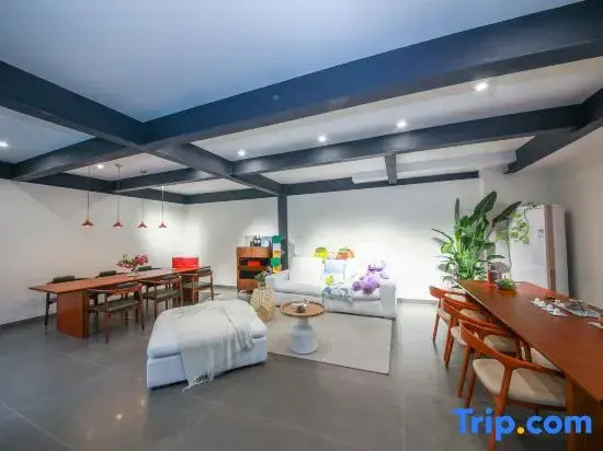 Lanwu X-Space Guesthouse (Huangshan Xixinan Ancient Village Branch)