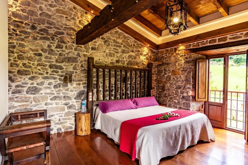 Casona de El Castañíu