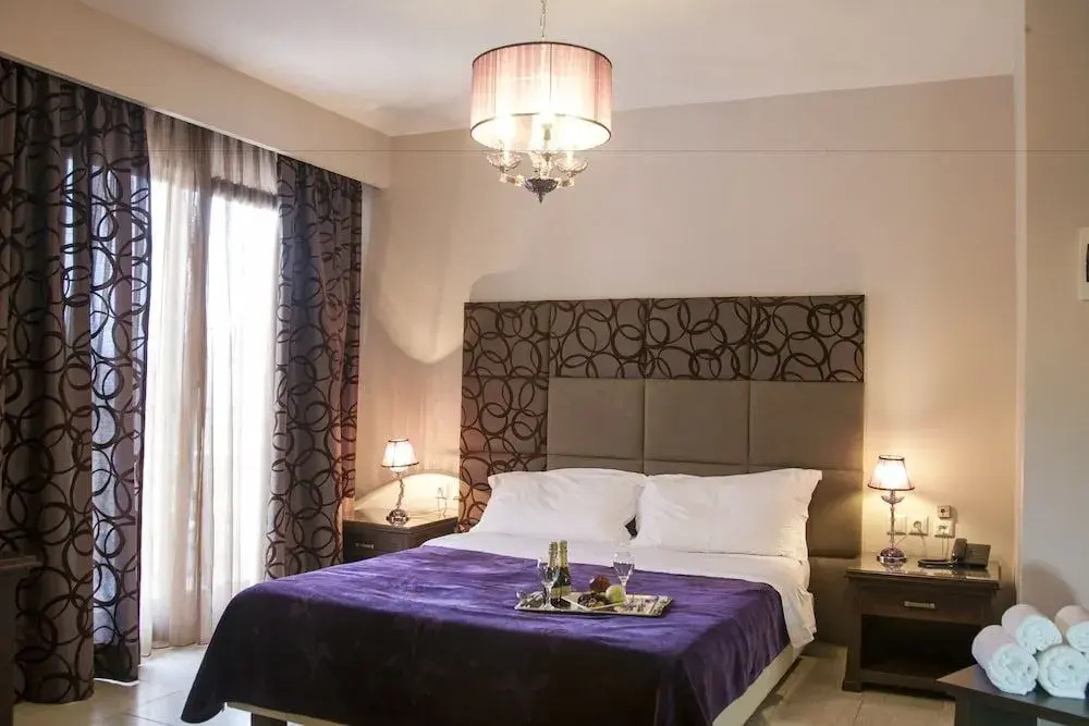 Veltsi Hotel