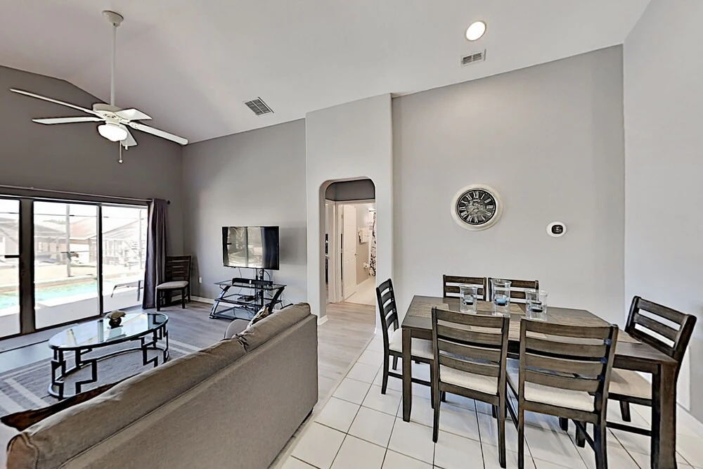 Peaceful W/ Lanai Pool - Near Disney! 4 Bedroom Home
