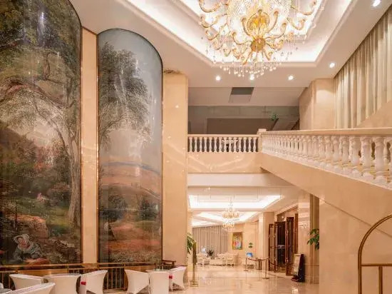 Vienna International Hotel