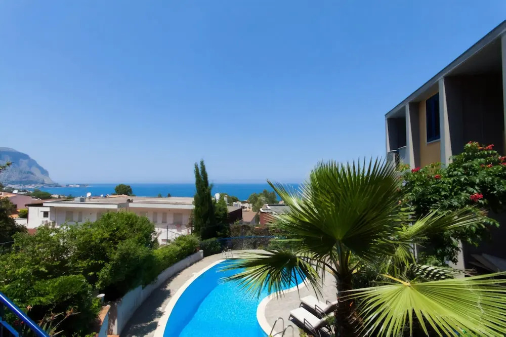Sea view Villa with pool
