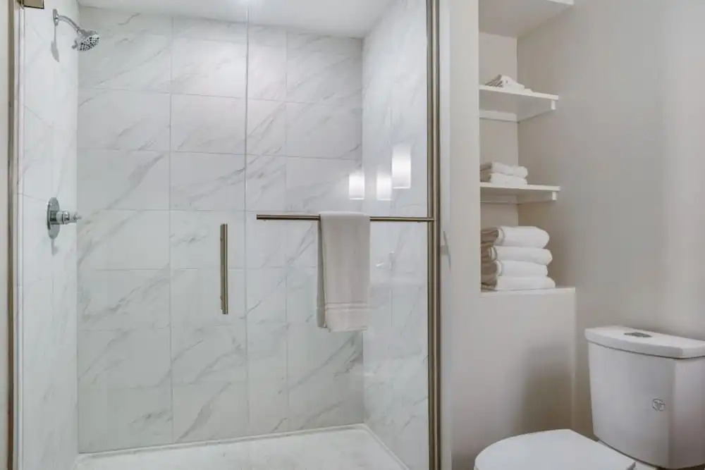 Bluebird Suites near Cleveland Clinic