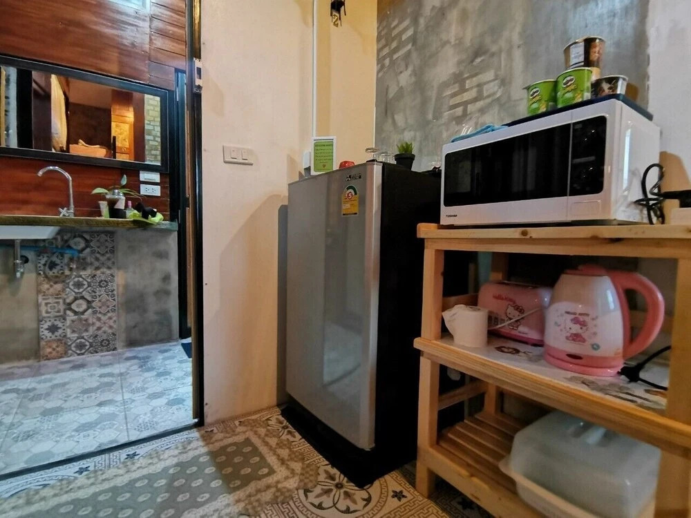 Gardenroom Home Stay and Cafe Suvarnabhumi