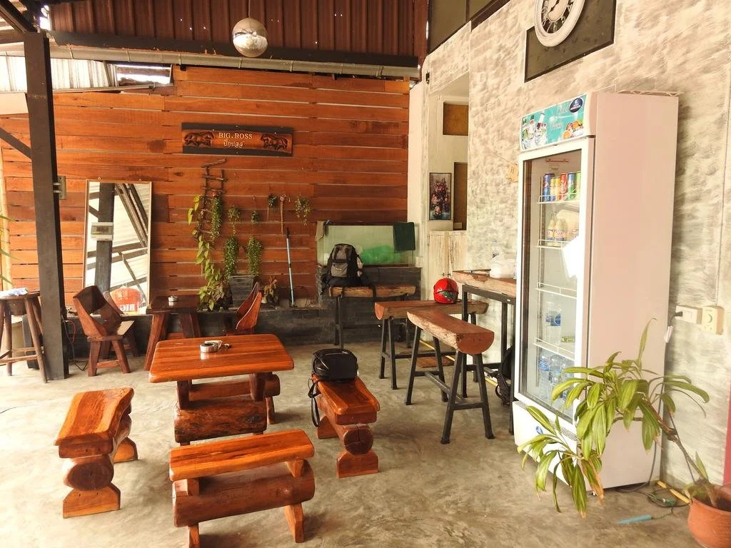 Big Boss Hostel