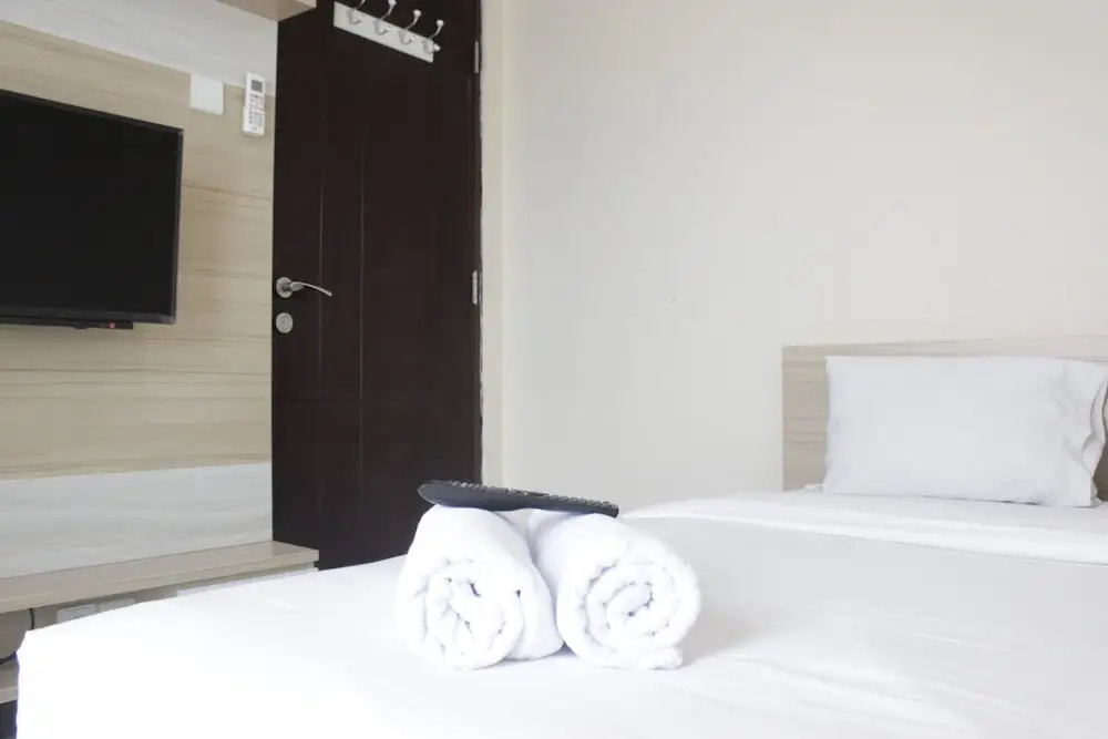 Best Location 2BR Tamansari La Grande Apartment