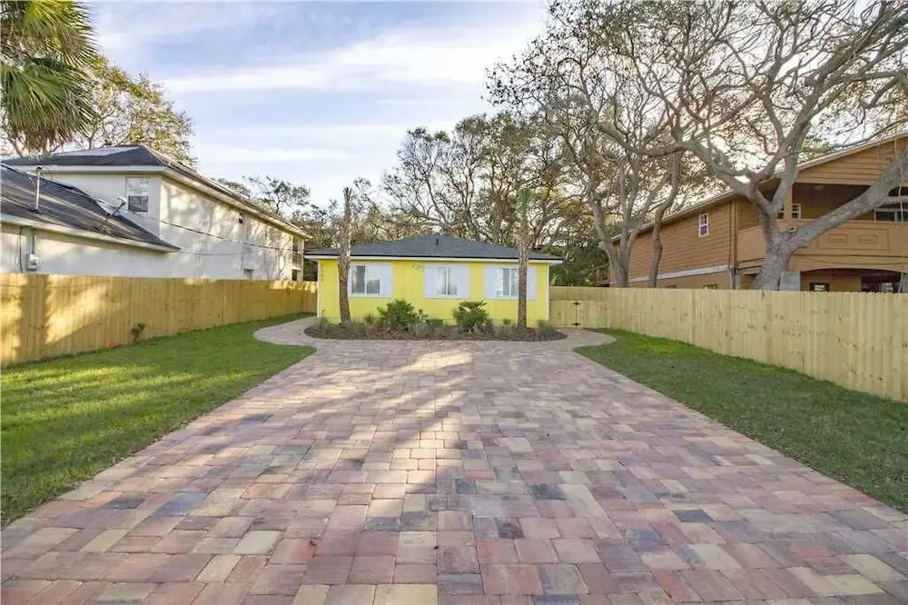 Sun Kissed Cottage - Three Bedroom Home