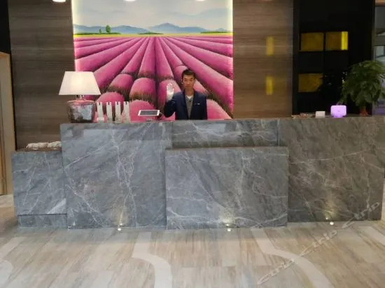 Lavande Hotel Wuhan Xudong