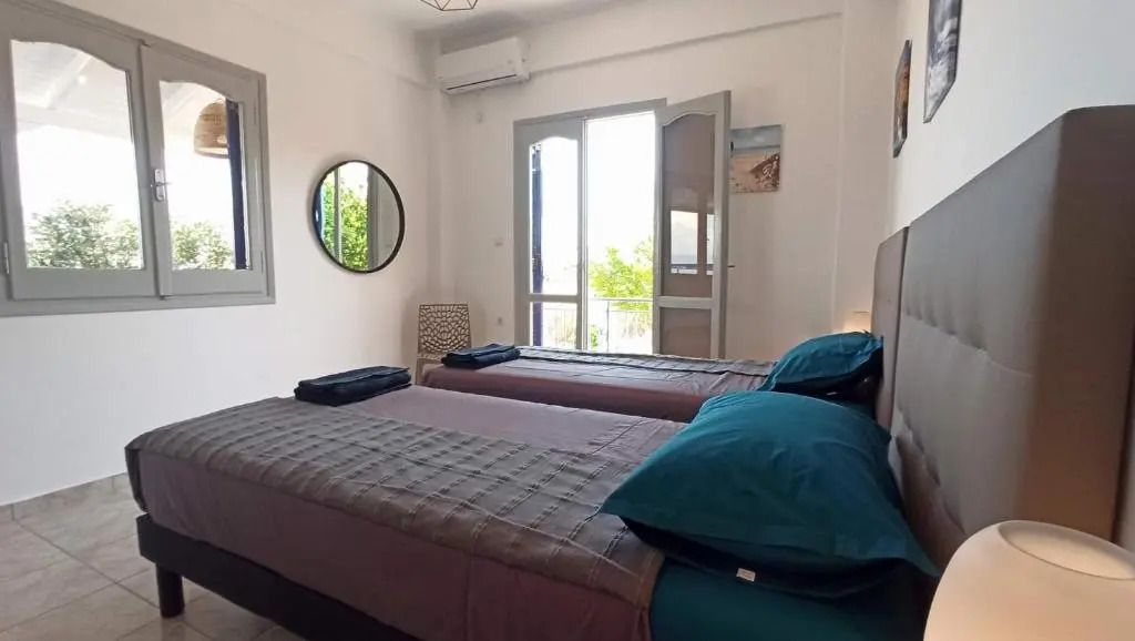 VILLA BLUE COCOON - Chrani Messinia Peloponnese- Rooftop sea view 550m from beach next to Kalamata Koroni Costa Navarino