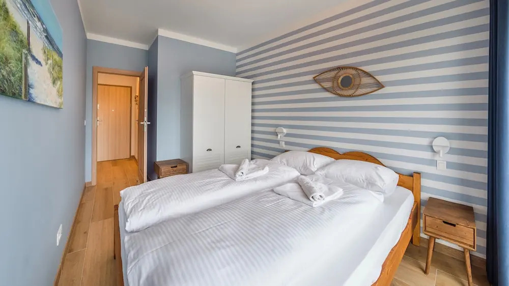Lets Sea by 2HomeRent