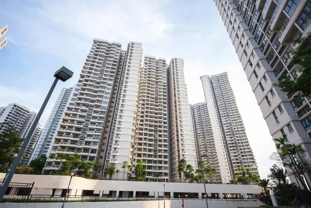 Comfy 3BR Apt in Danga Bay, Free Parking, Sea View