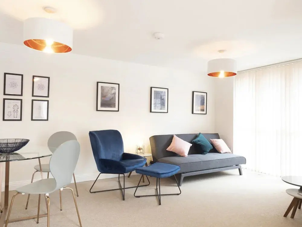Host & Stay - Kings Corner