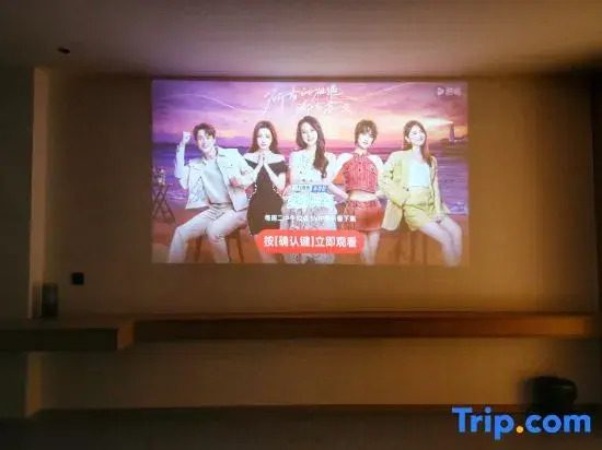 Wutong light luxury hotel (Yueyang high-speed rail station)