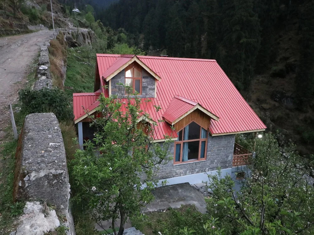 OYO 13696 Home River Side Cottage Manali