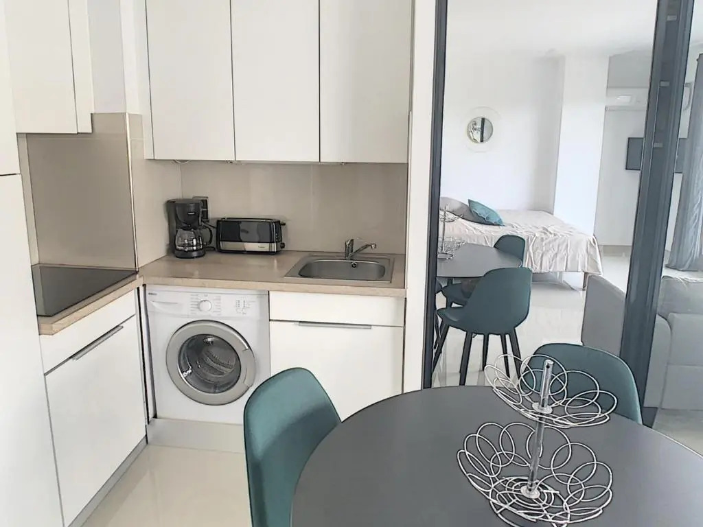 Studio Cannes, 1 pièce, 2 personnes - FR-1-470-50