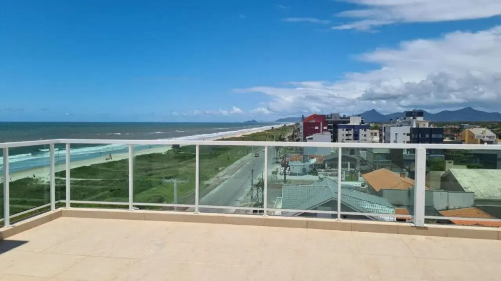 Studios frente mar Matinhos/PR