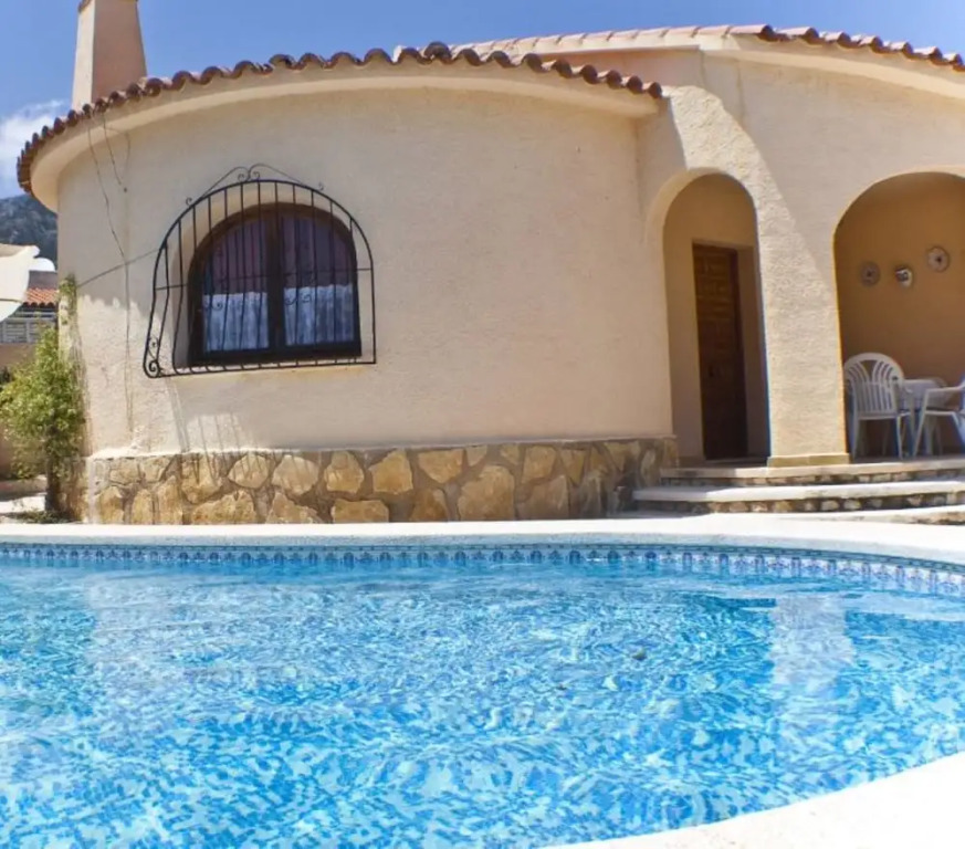 Villa - 3 Bedrooms with Pool and WiFi - 106441