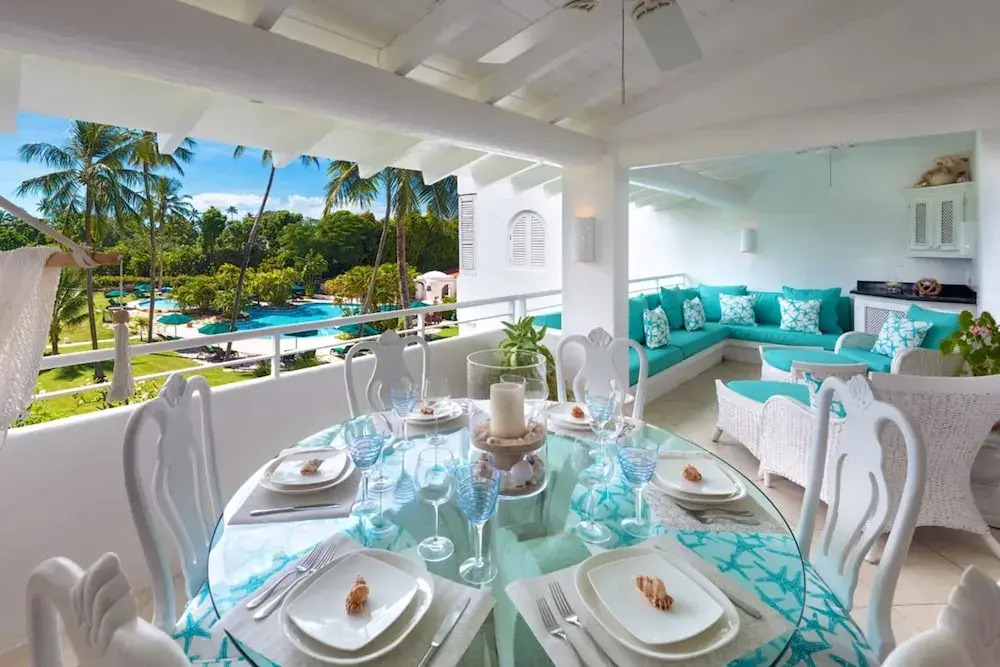 Glitter Bay Estate by Blue Sky Luxury