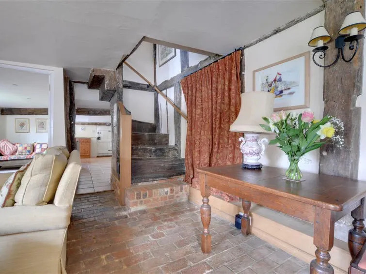 Old Cobblers Cottage At Kings Head House