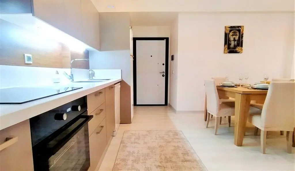 Central Flat With Shared Pool In Kepez Antalya