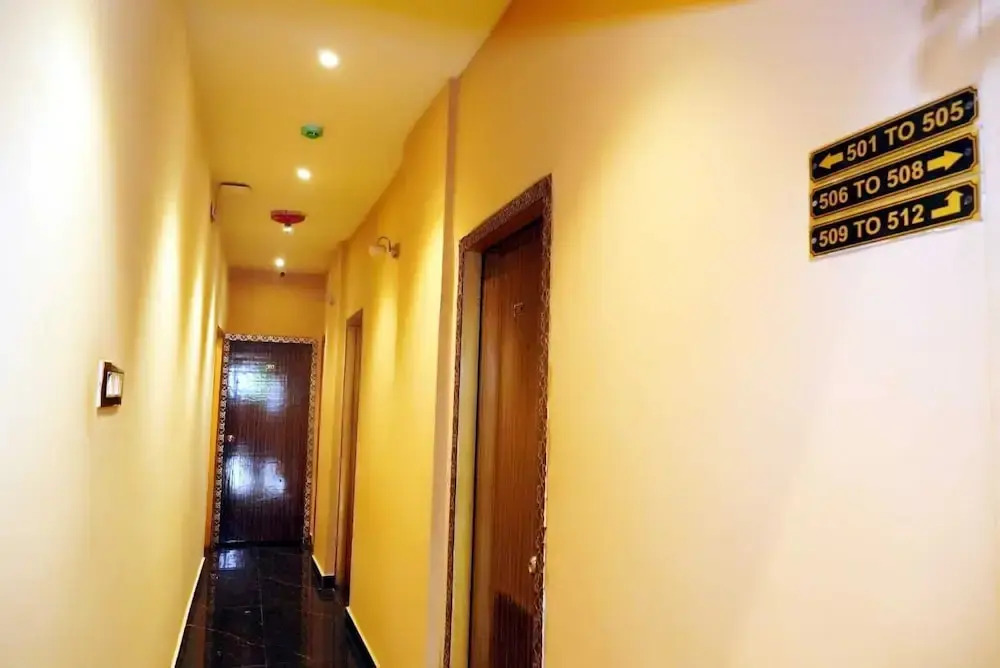 Hotel Golden Plaza